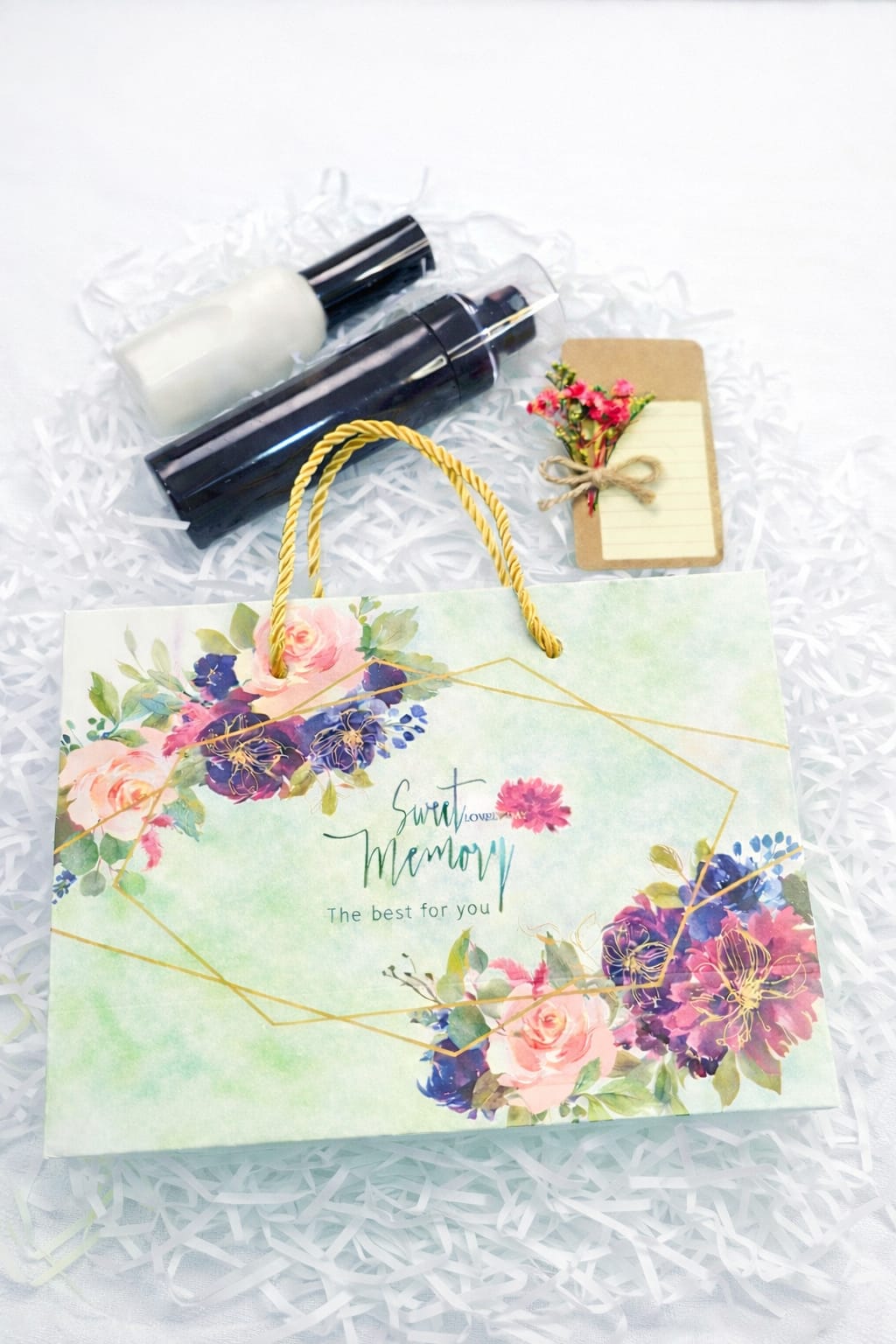 Beauty product gift packaging